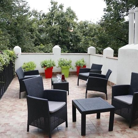 Rock - Studio With 30M2 Terrace Belgrád Kültér fotó