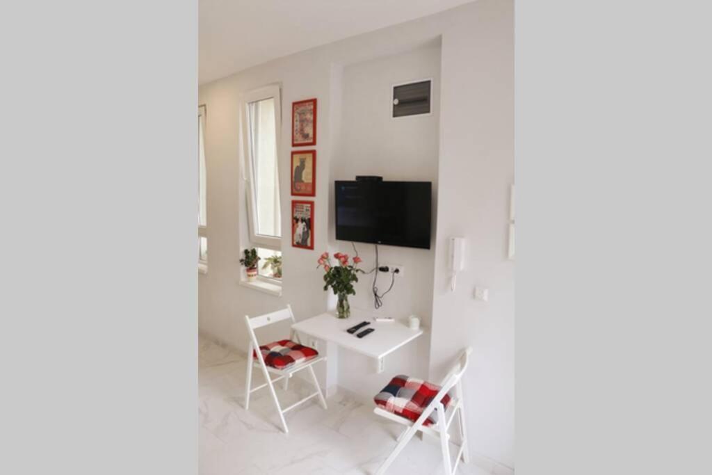 Rock - Studio With 30M2 Terrace Belgrád Kültér fotó