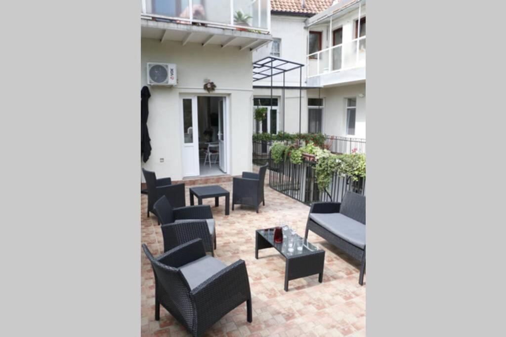 Rock - Studio With 30M2 Terrace Belgrád Kültér fotó